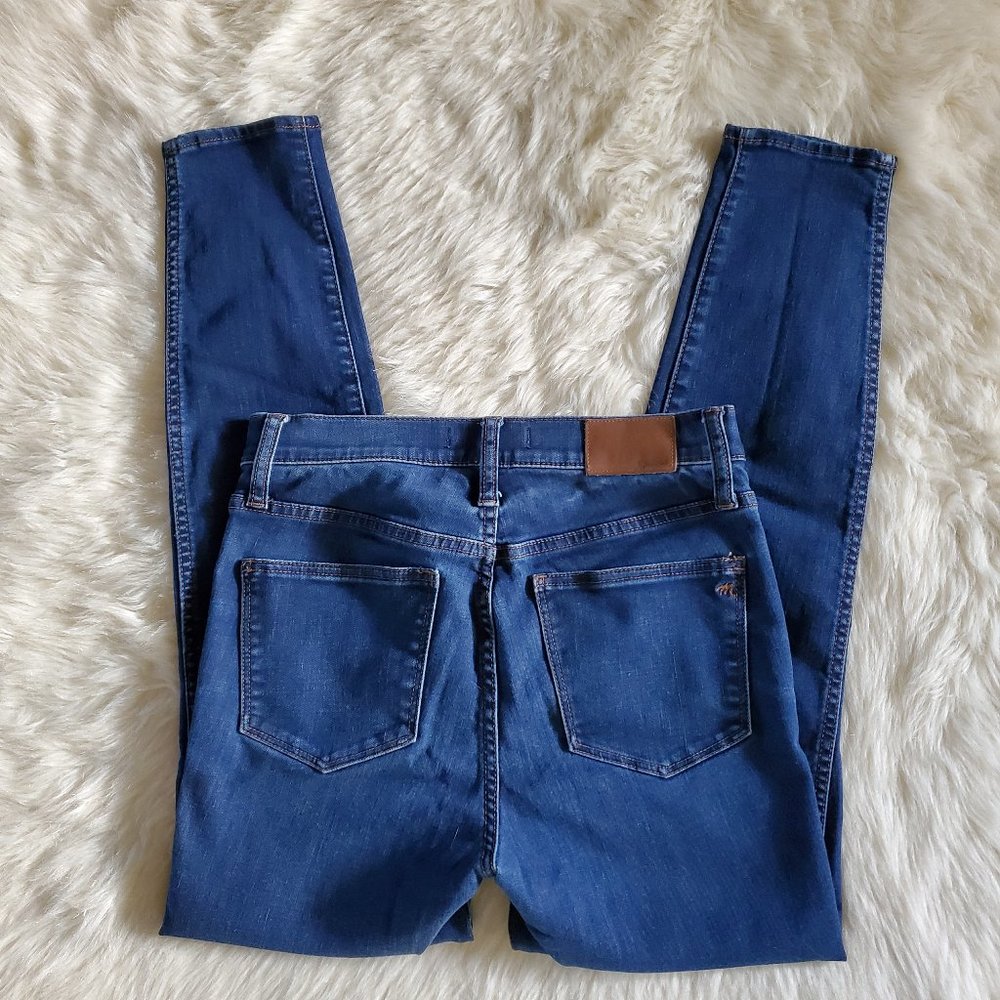 Madewell 10 Inch High Rise Skinny Jeans in Tarren Wash Thermolite Size 27 - Picture 7 of 15